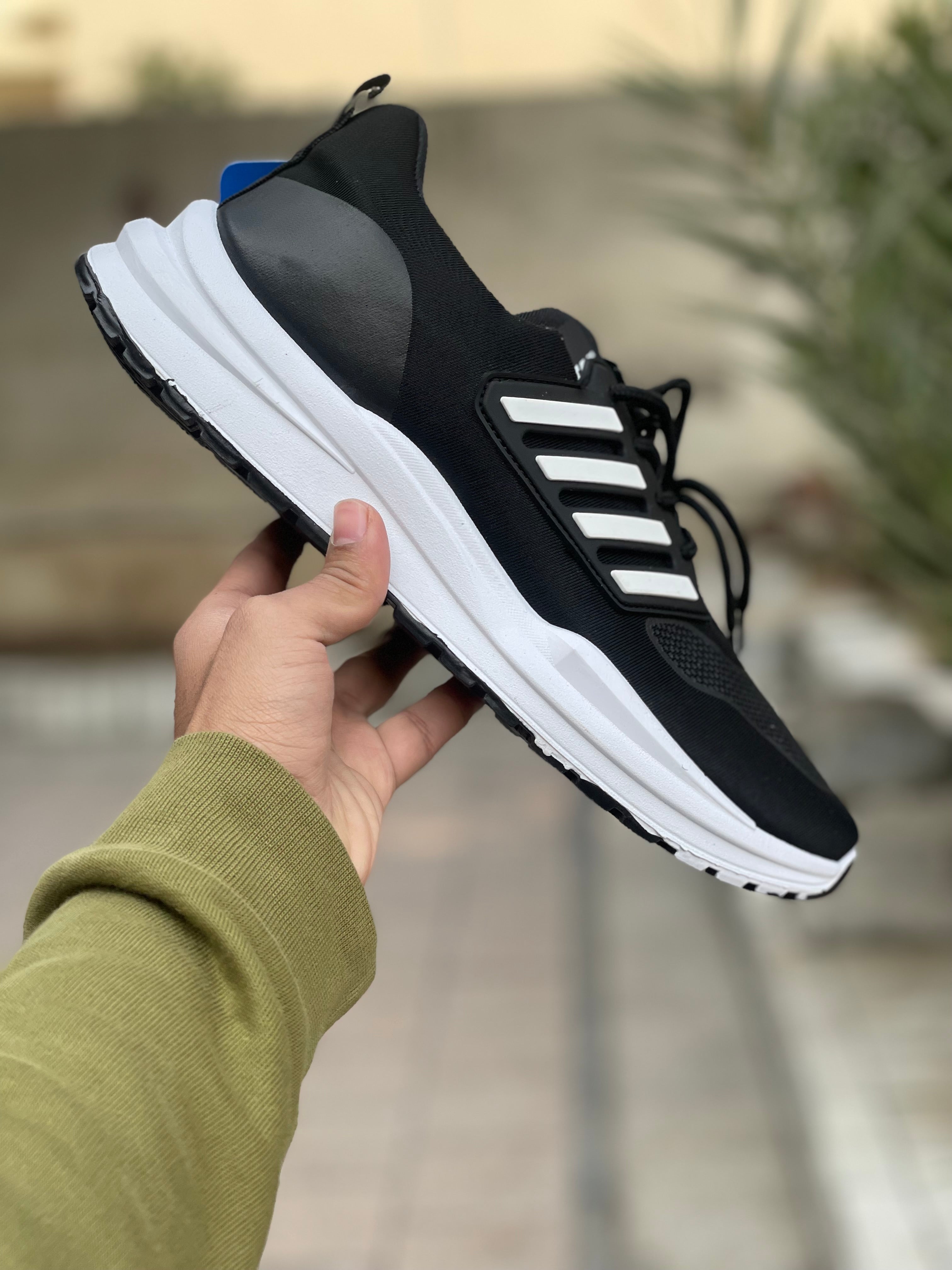 Black and white cross line