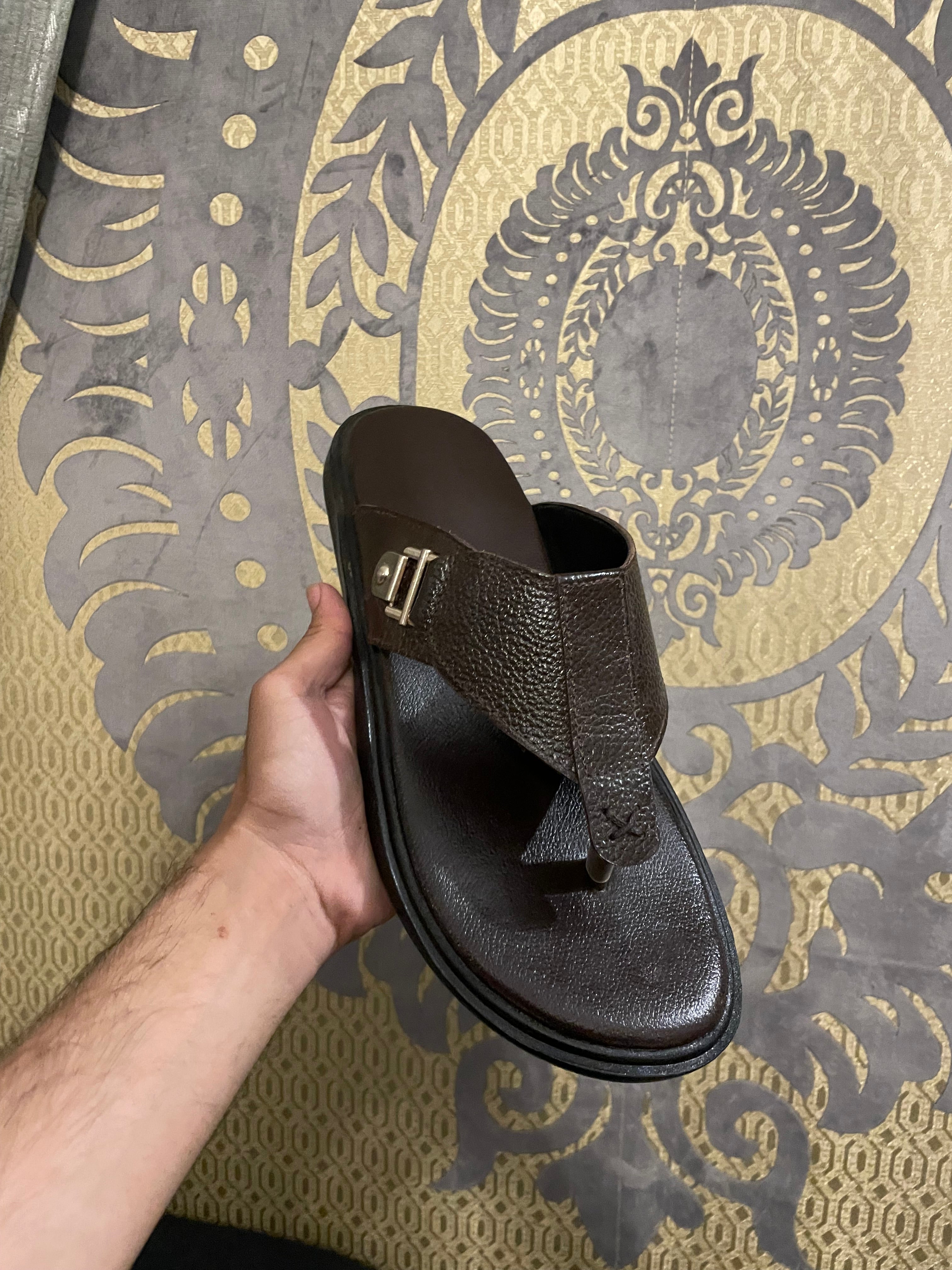 Leather slipper