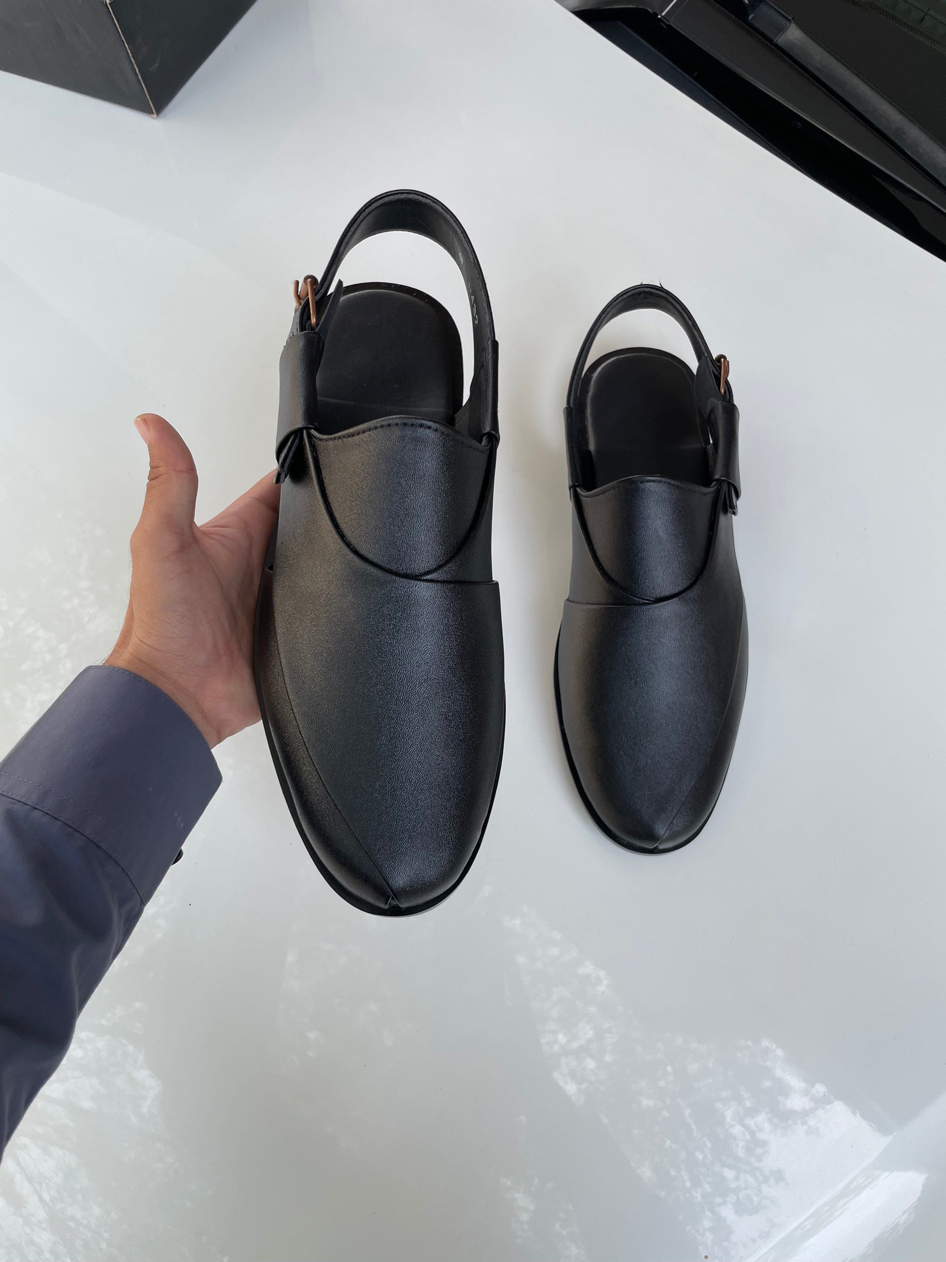 Peshwari chappal